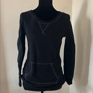Old Navy Women's Black Sweatshirt with Pocket